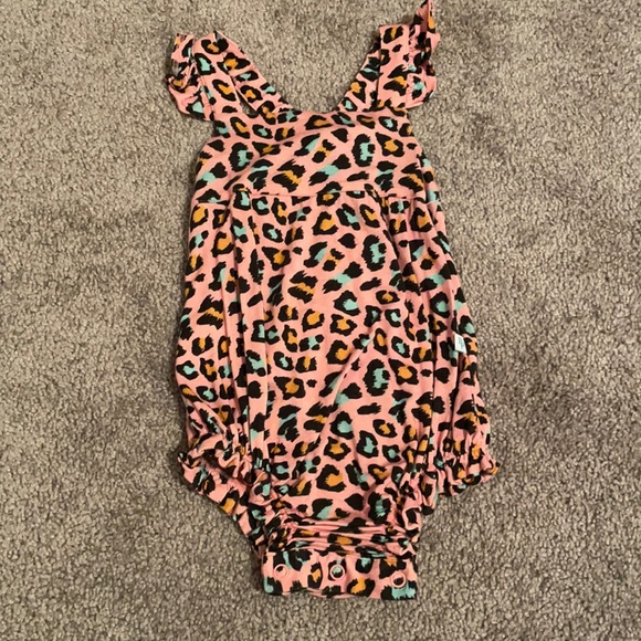 Posh Peanut Other - Posh Peanut Roxy Capsleeve Bubble